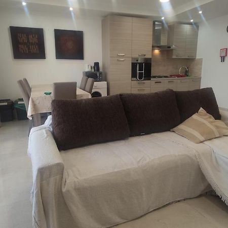 Aquamarine Sea Front Apartments - Third Floor Marsaskala Exteriér fotografie