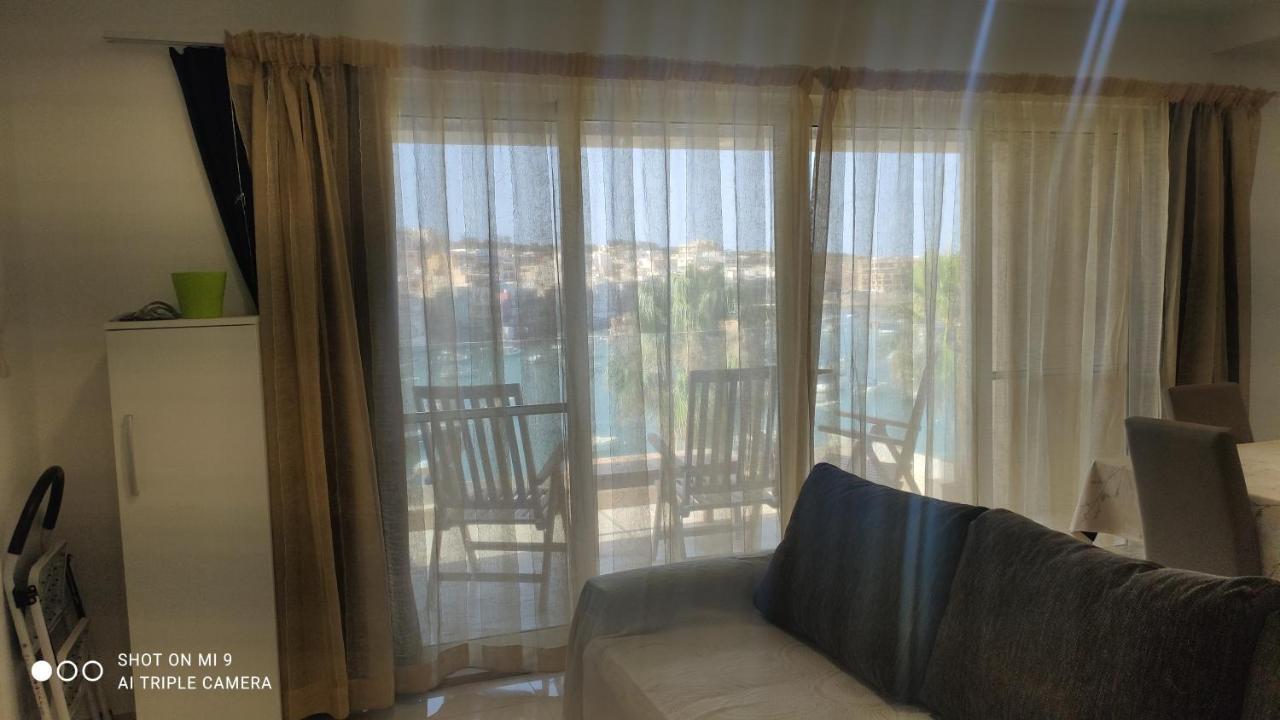 Aquamarine Sea Front Apartments - Third Floor Marsaskala Exteriér fotografie