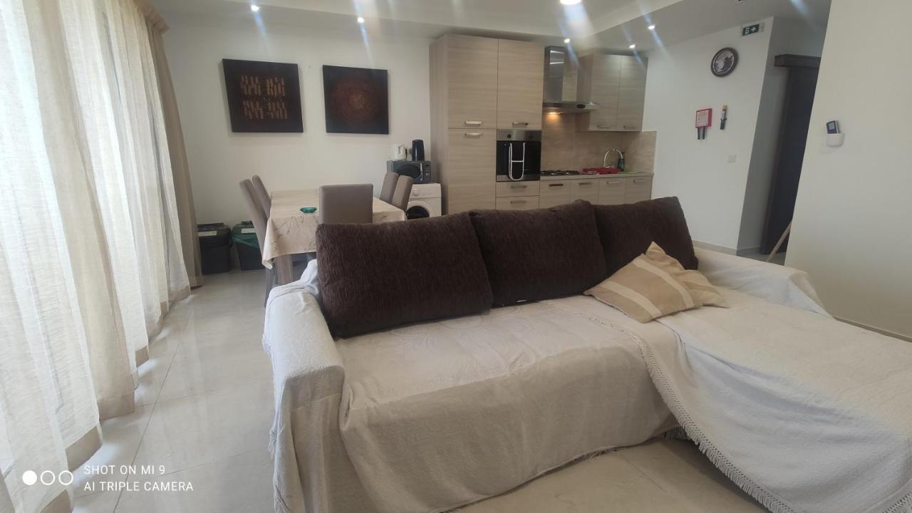 Aquamarine Sea Front Apartments - Third Floor Marsaskala Exteriér fotografie